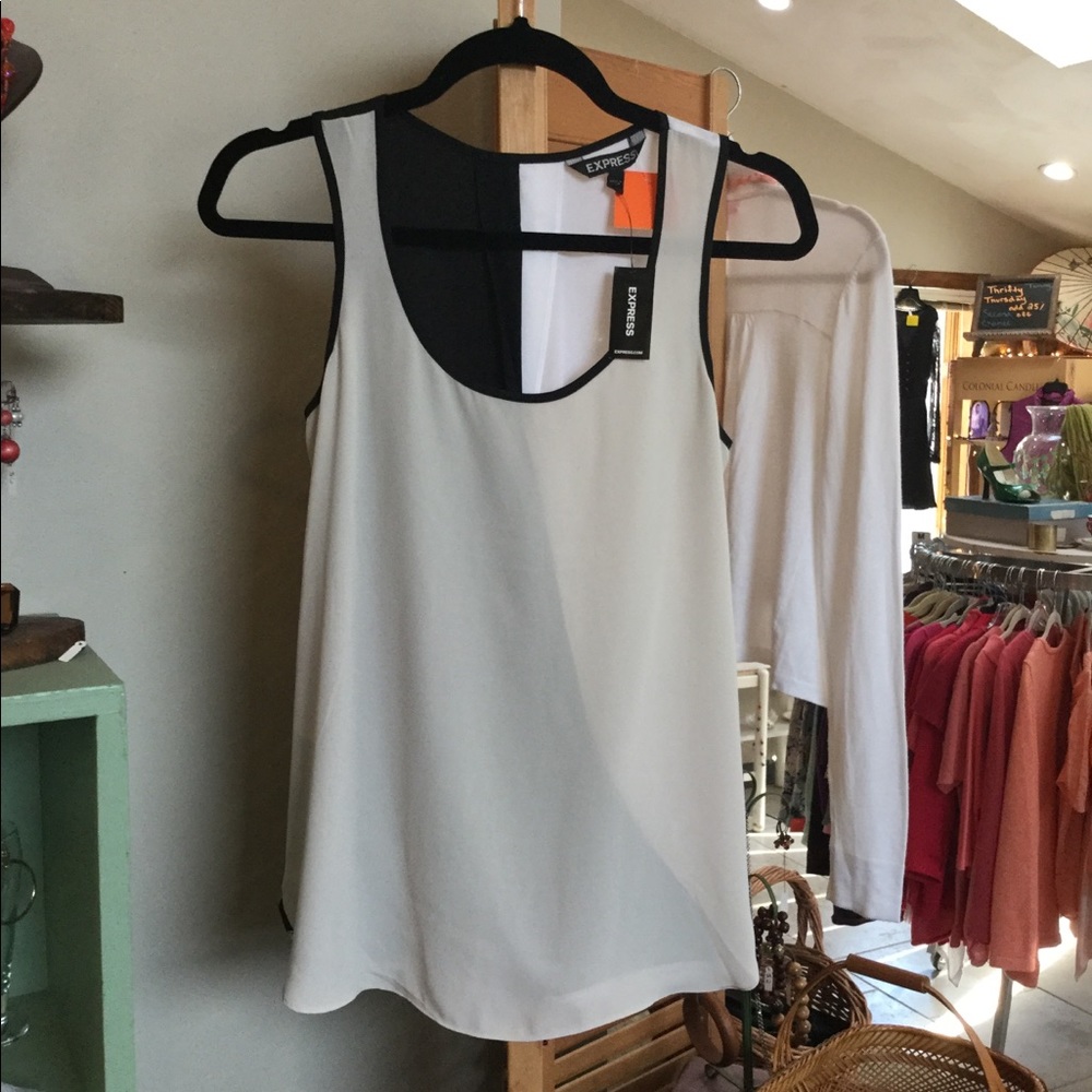 BNWT Express Top